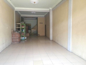 DIJUAL RUKO 2LT GANDENG LOKASI TEPI JALAN  JL. DAHLIA - PEKANBARU