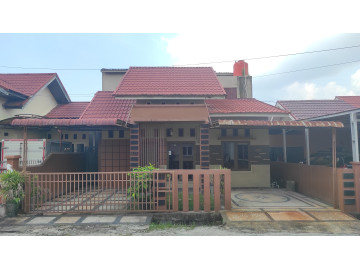 DIJUAL RUMAH CLUSTER 2 LT SEMI FURNISED JL.DELIMA PANAM