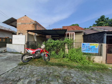 Dijual rumah murah semi furnished lokasi Jl. Bukit Barisan - Pekanbaru