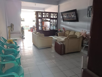 Dijual / Disewakan Ruko 3 1/2 Lantai Tengah Kota - Di Jalan Ahmad Yani Pekanbaru