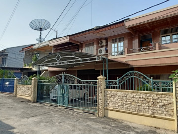 Dijual rumah couple 2lantai tengah kota di Jl. Kuantan - Pekanbaru