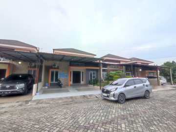 DISEWAKAN RUMAH CLUSTER SIAP HUNI LOKASI JL. CIPTA KARYA / PANAM. PEKANBARU