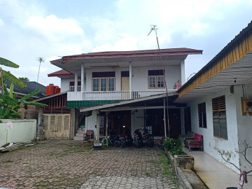 Dijual Rumah 2 lantai, Jl. Balai Pernikahan, Rumbai