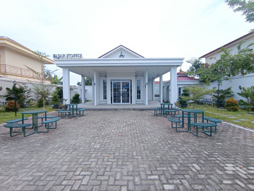 DI JUAL / DISEWA RUMAH + CAFE JL CIPTA KARYA