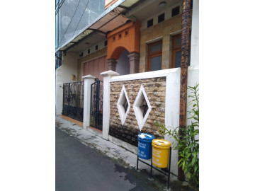 Dijual Rumah Jl. Kembar, Cirebon