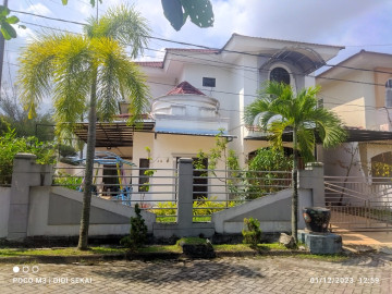 Disewakan Rumah Cluster Mewah 2 lantai Lokasi Jln Sudirman / Villa Bunga Raya - Pekanbaru