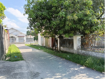 DIJUAL TANAH + BANGUNAN JL TOMAN