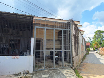 DIJUAL RUMAH SIAP HUNI LOKASI JL.KULIM - PEKANBARU
