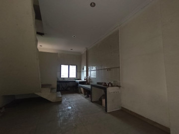 DISEWAKAN RUKO 3LT FULL KERAMiK JL.HARAPAN RAYA