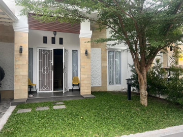 Dijual Rumah cluster mewah semi furnished lokasi Jl. Parit Indah - Pekanbaru