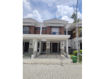 DIJUAL RUMAH CLUSTER MEWAH 2 LT LOKASI JL. DUYUNG - PEKANBARU