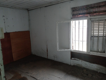 Dijual Tanah + Bangunan tengah kota dan di tepi jalan besar Jl. Samratulangi (sekitar JL.Ahmad Yani) - Pekanbaru