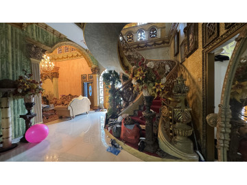 DIJUAL RUMAH MEWAH FULL INTERIOR & FULL FURNISED JL.MELUR PANAM