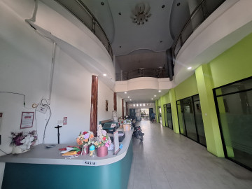 DISEWAKAN 2 UNIT RUKO GANDENG 3 LANTAI LOKASI TEPI JALAN H.SOEBRANTAS/PANAM-PEKANBARU