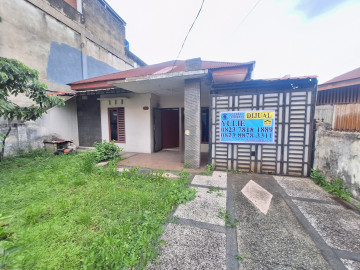 DIJUAL RUMAH 1,5 LANTAI LOKASI DALAM KOTA DEKAT JALAN RIAU-PEKANBARU