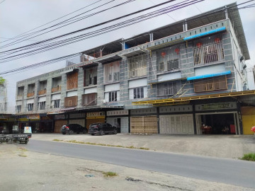 DIJUAL RUKO 3 LANTAI LOKASI JALAN PEMUDA - PEKANBARU