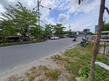 Dijual tanah lokasi di pinggir Jalan jl.yos sudarso/ Rumbai - Pekanbaru