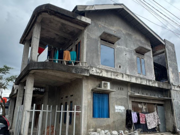 Dijual Rumah Bulatan 2 Lantai, Jl Perhubungan - Marpoyan Damai