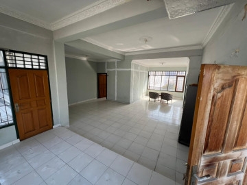 DIJUAL RUKO WISMA 3 LANTAI TERAWAT LOKASI DEKAT JALAN SUDIRMAN - PEKANBARU