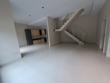 Dijual / Disewakan rumah siap huni 2 lt di Jl. Karya Bakti / Riau Ujung - Pekanbaru