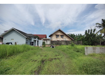 Dijual Tanah & Bangunan di Daerah Soekarno Hatta /
