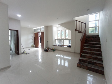 Dijual Rumah Baru Furnished 2lt, Lokasi JL.Pemuda, Pekanbaru