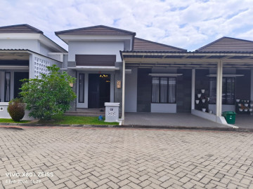 DIJUAL RUMAH CLUSTER MEWAH LOKASI PARIT INDAH
