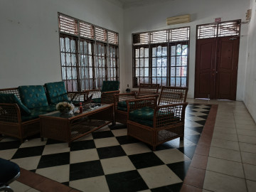 DIJUAL RUMAH BULATAN LOKASI DEKAT JALAN DURIAN