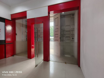 DIJUAL/DISEWAKAN RUKO 3 LANTAI LOKASI KOMPLEK PERKANTORAN JL JEND SUDIRMAN