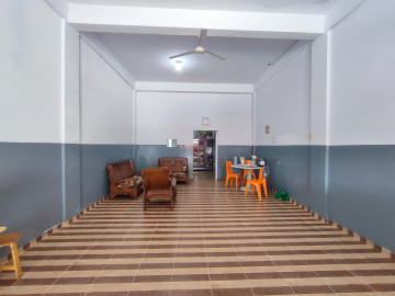 Dijual Ruko 3 Lantai Siap Pakai full renovasi di jalan besar Jl. Lili - Pekanbaru
