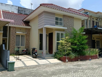 Dijual rumah cluster tengah kota di Jl. Arifin Ahmad - Pekanbaru