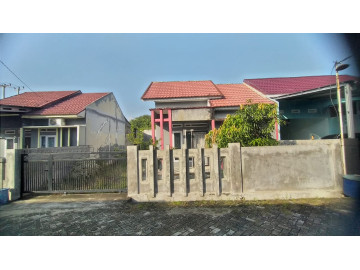 DIJUAL RUMAH KOMPLEK DI JL KAYU JATI, PEKANBARU