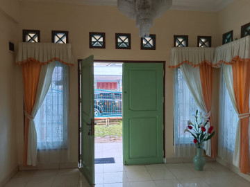 Dijual Rumah Bulatan Di Jalan Kelapa / Tuanku Tambusai  - Pekanbaru.