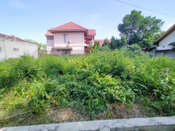 Disewakan tanah tengah kota , tepi jalan besar Jl. Mustafa sari / Bukit raya - Pekanbaru