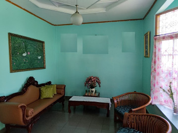 Dijual Rumah Cantik 1.5 Lantai Jl Kuantan - Pekanbaru