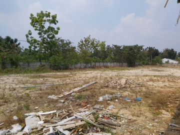 Dijual Tanah dan Bangunan di Jl. Hangtuah - Pekanbaru
