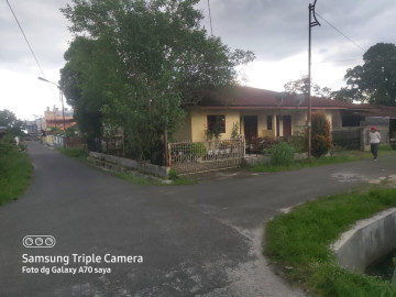 Dijual tanah beserta rumah kontrakan di pematang siantar