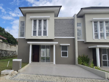 Dijual rumah cluster mewah 2lt Kondisi Baru dan Posisi Hook Lokasi Tenayan Raya - Pekanbaru