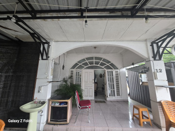 DIJUAL RUMAH SIAP HUNI LOKASI DI JL.DIPONEGORO