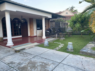 DIJUAL RUMAH  2 UNIT  2LT JL .CEMARA