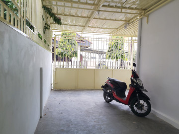 Dijual rumah cantik dan murah tengah kota Jl. Seroja - Pekanbaru
