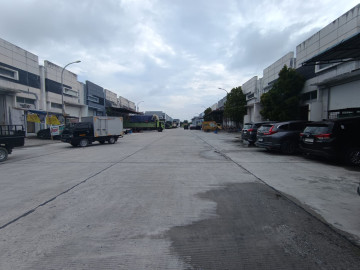 DI JUAL GUDANG JL SIAK II - PEKANBARU