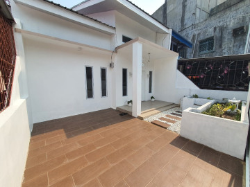 DIJUAL RUMAH CANTIK SIAP HUNI LOKASI JL. TANJUNG DATUK - PEKANBARU