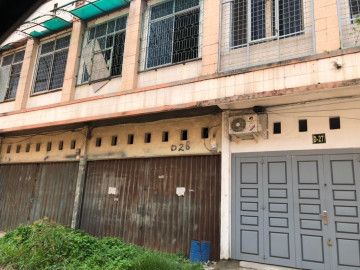 Dijual Ruko 2 lt murah, Komplek Central Niaga jl. Soekarno Hatta Pekanbaru