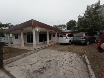 Dijual Rumah Bulatan + Tanah Luas, tepi jalan, lokasi sekitar Jl.Kuantan Raya - Pekanbaru