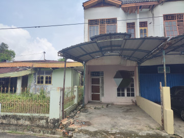 DIJUAL RUMAH 2 LANTAI JL. KUANTAN 8 PEKANBARU