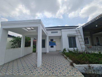 Di Jual Dan Di Sewakan 1 unit rumah cluster 1 lantai siap huni lokasi Soekarno Hatta tengah kota Pekanbaru