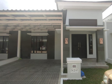 Disewakan Rumah Cluster Bali Pavilion Type 118/162 M2 Jl Parit Indah Bukit Raya