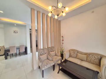 DIJUAL RUMAH CLUSTER MEWAH 2 LANTAI FURNISHED, SIAP HUNI LOKASI JL SUDIRMAN - PEKANBARU