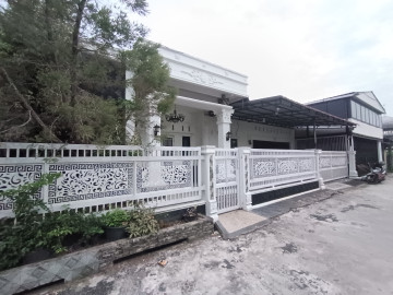 Dijual Rumah Tengah Kota - Di Daerah Jalan Suka Karya Panam Pekanbaru